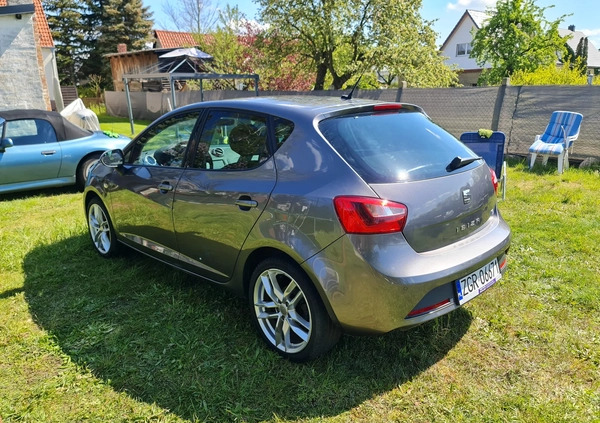 Seat Ibiza cena 39900 przebieg: 91000, rok produkcji 2017 z Szczecin małe 79